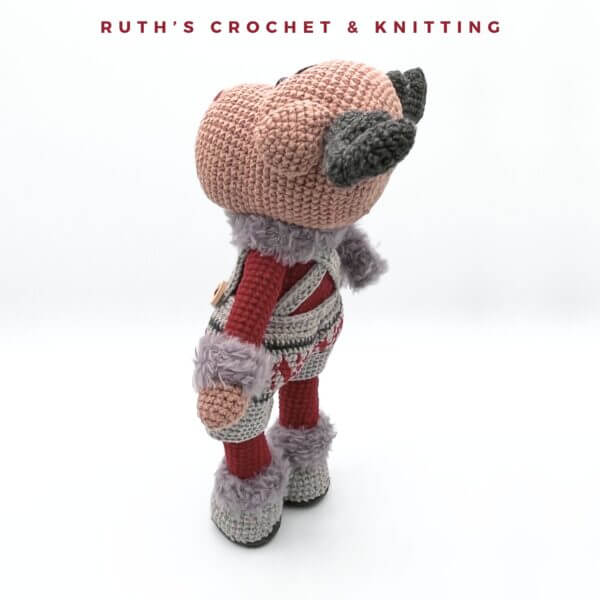 Handmade Christmas Reindeer Boy Amigurumi - Image 8