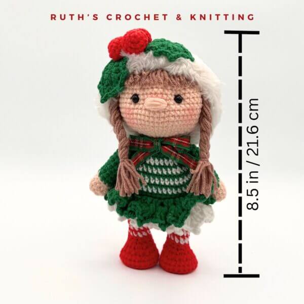 Amigurumi Niña Gnomo Navideño Hecha a Mano - Imagen 2