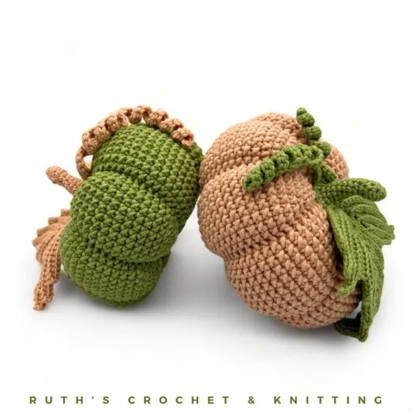 Crocheted Green & Beige Pumpkins Décor Set - Image 9