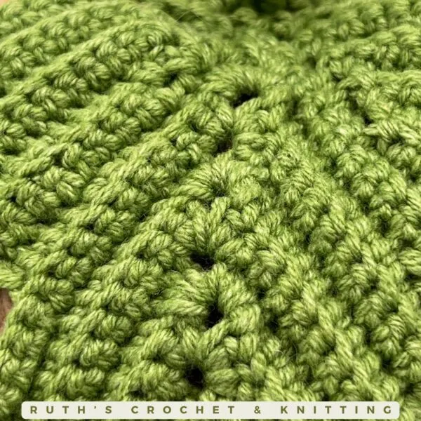 Calabaza Otoñal Beige Hecha a Mano para Mesa - Imagen 5