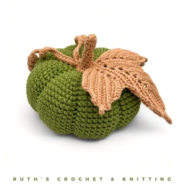 Calabaza Otoñal Verde Hecha a Mano para Mesa - Imagen 5