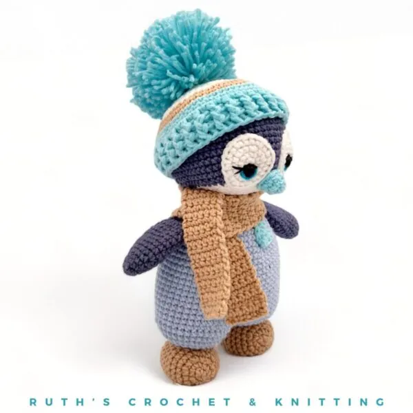 Pingüino de Peluche Crochet Hecho a Mano - Imagen 4