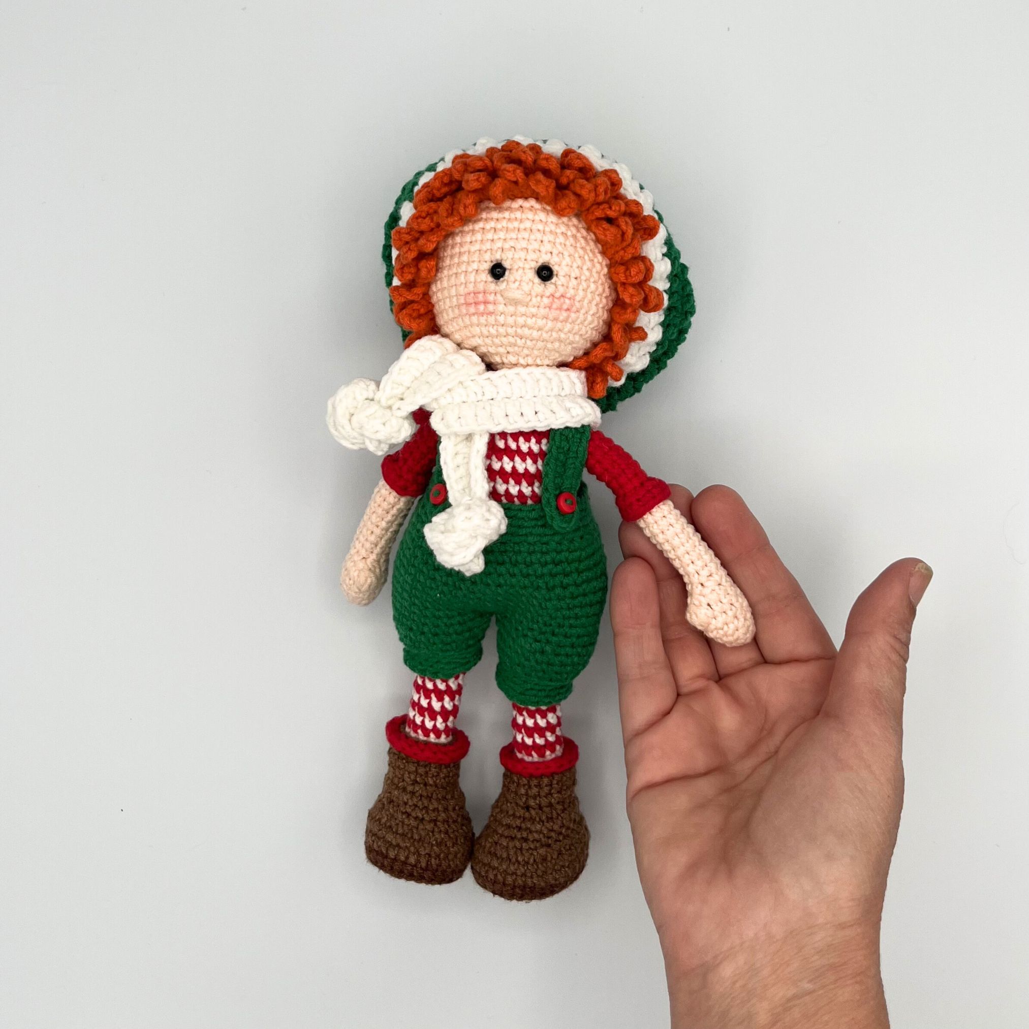 Elfo Navideño de Crochet – 23 cm / 9 in (excluyendo gorro) – Pareja o Individual (Niño y Niña) – Mezcla de Algodón – Decoración Navideña - Imagen 11