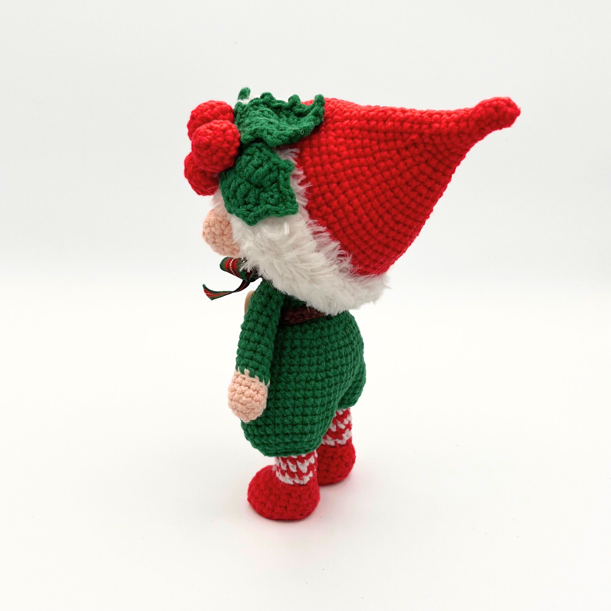 Pequeño niño elfo de navidad de crochet – 21.6 cm / 8.5 in – Mezcla de Algodón – Decoración navideña hecha a mano - Imagen 15