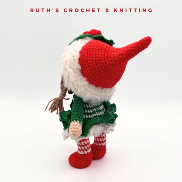Gnomo Navideño Niña Tejida en Crochet – Adorable Peluche Amigurumi – Decoración de Invierno para el Hogar en las Fiestas – Regalo Suave para Niños y Adultos - Imagen 8