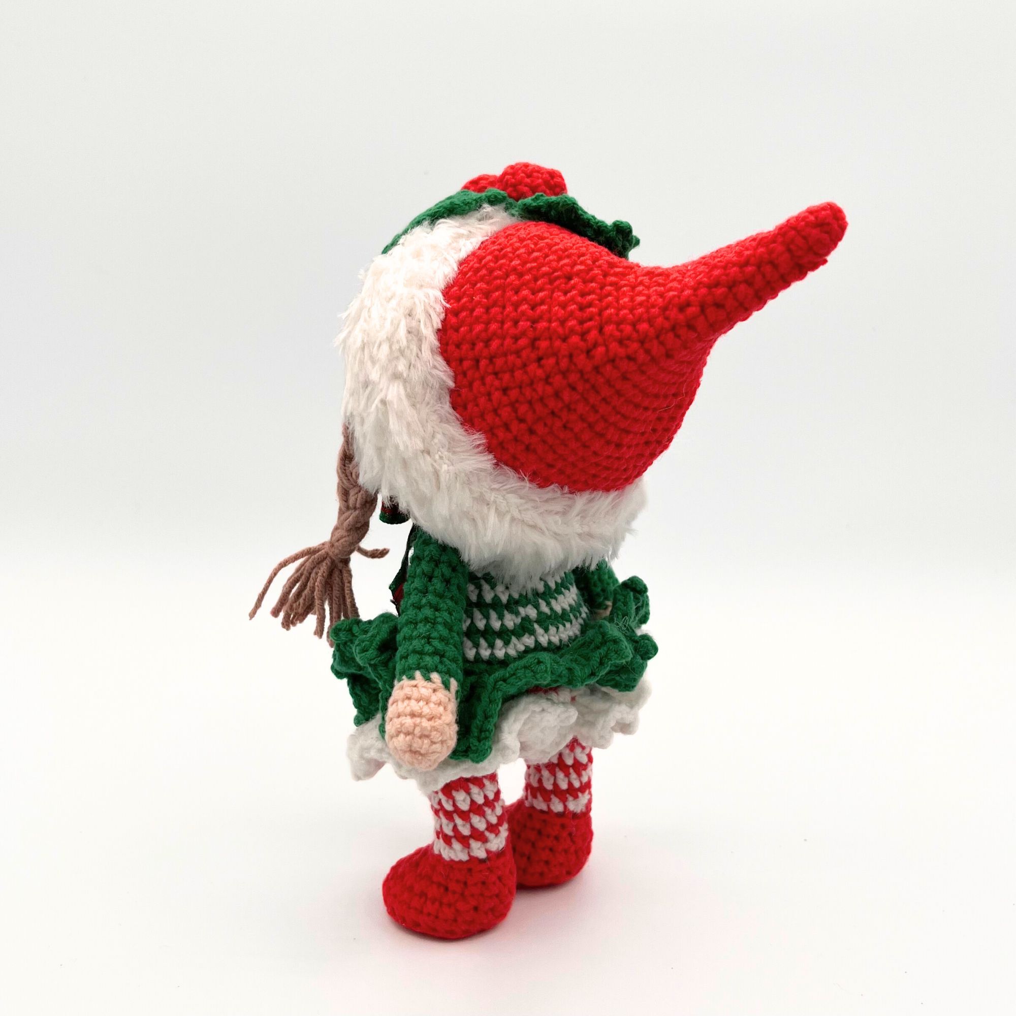Pequeña Elfo niña de navidad de crochet – 21.6 cm / 8.5 in – Mezcla de Algodón y acrílico – Decoración navideña hecha a mano - Imagen 14