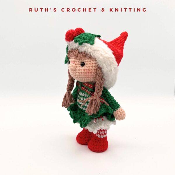 Gnomo Navideño Niña Tejida en Crochet – Adorable Peluche Amigurumi – Decoración de Invierno para el Hogar en las Fiestas – Regalo Suave para Niños y Adultos - Imagen 10