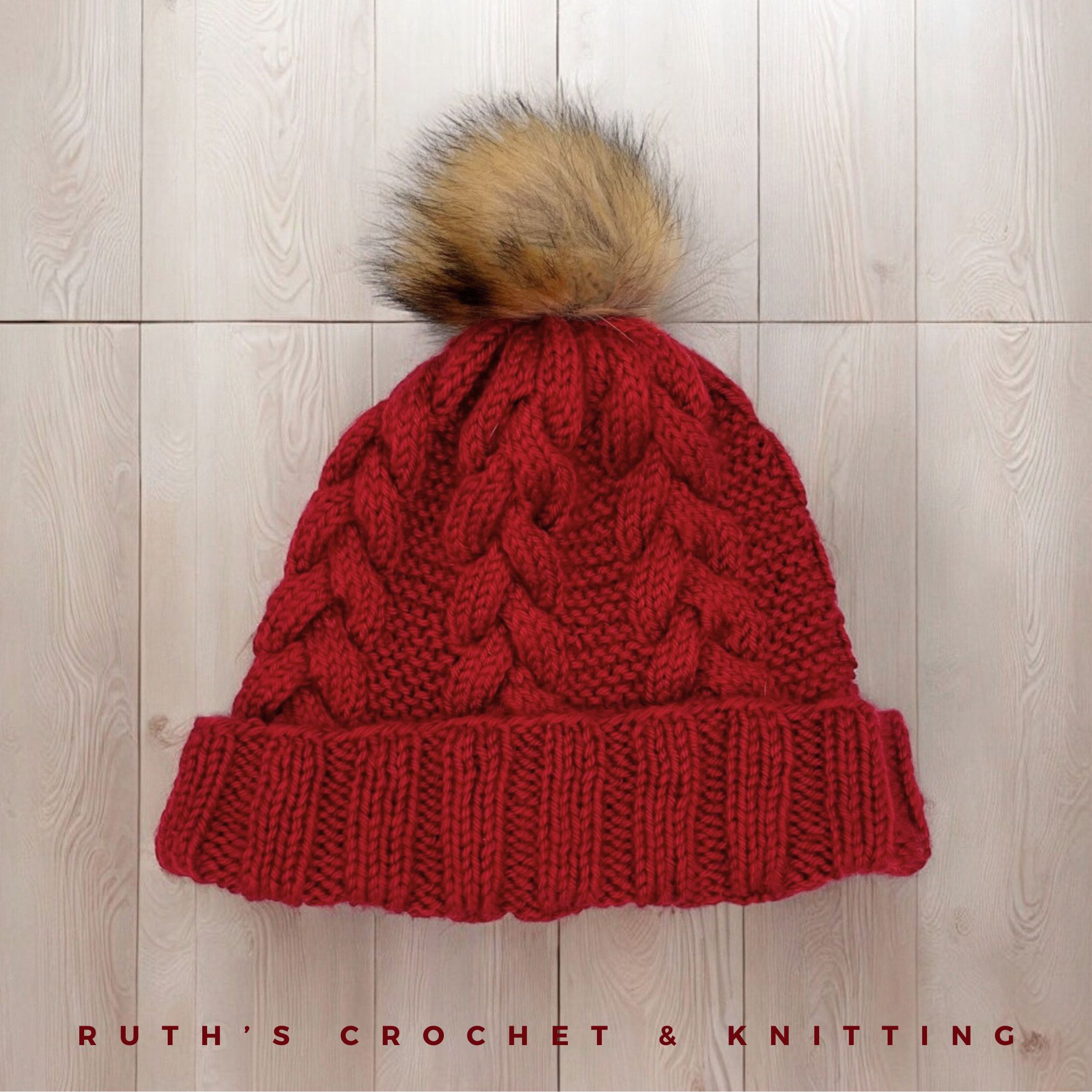 Gorro Trenzado Unisex Rojo de Dos Agujas con Pompon Desmontable de Pelo Sintético – Talla Única Adulto – 28 cm / 11 in – Acrílico Suave – Gorro de Invierno Artesanal - Imagen 9